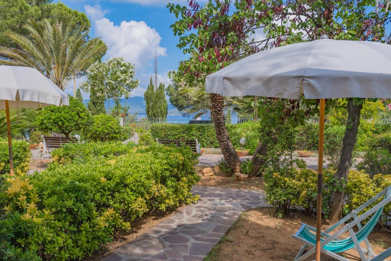 Casa Morcone Residence Baia Delle Grazie المظهر الخارجي الصورة
